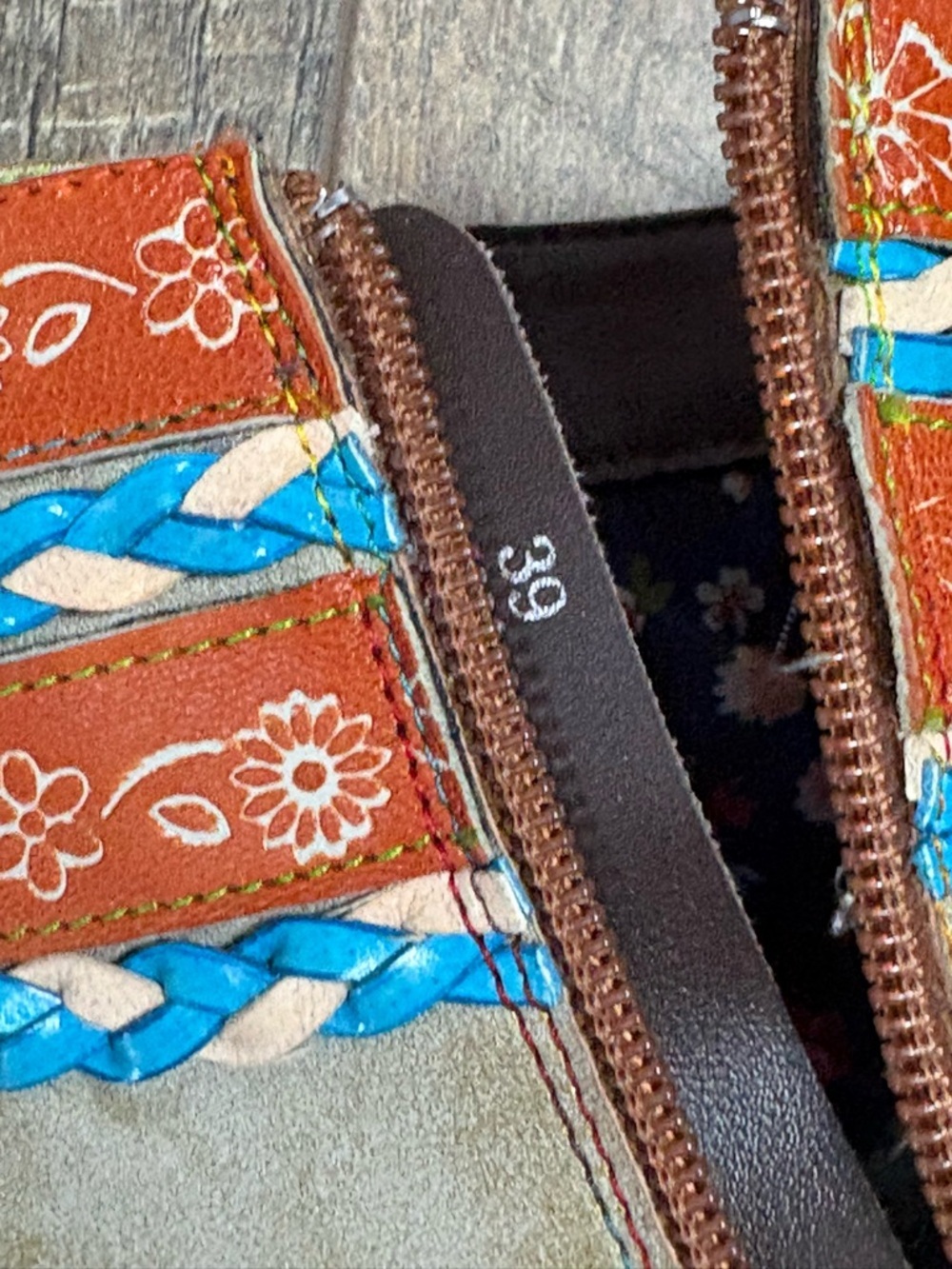 Socofy Boho Leather Ankle Boots EU 39 Embroidered Buckle Floral Lined - Picture 9 of 13